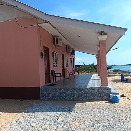 Roomstay Tokbah Demuara Kuala Besut Εξωτερικό φωτογραφία