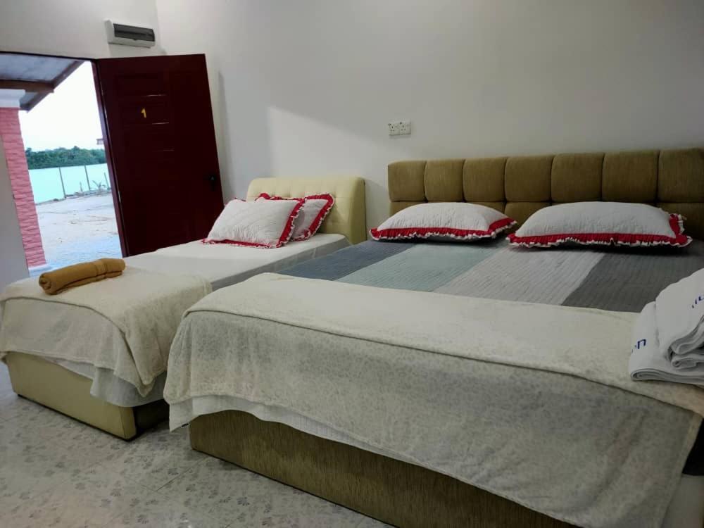 Roomstay Tokbah Demuara Kuala Besut Εξωτερικό φωτογραφία